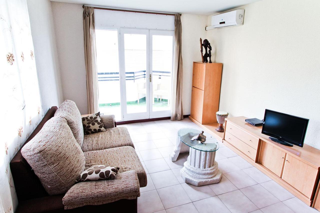 Bahia Planet Costa Dorada Apartman La Pineda Kültér fotó